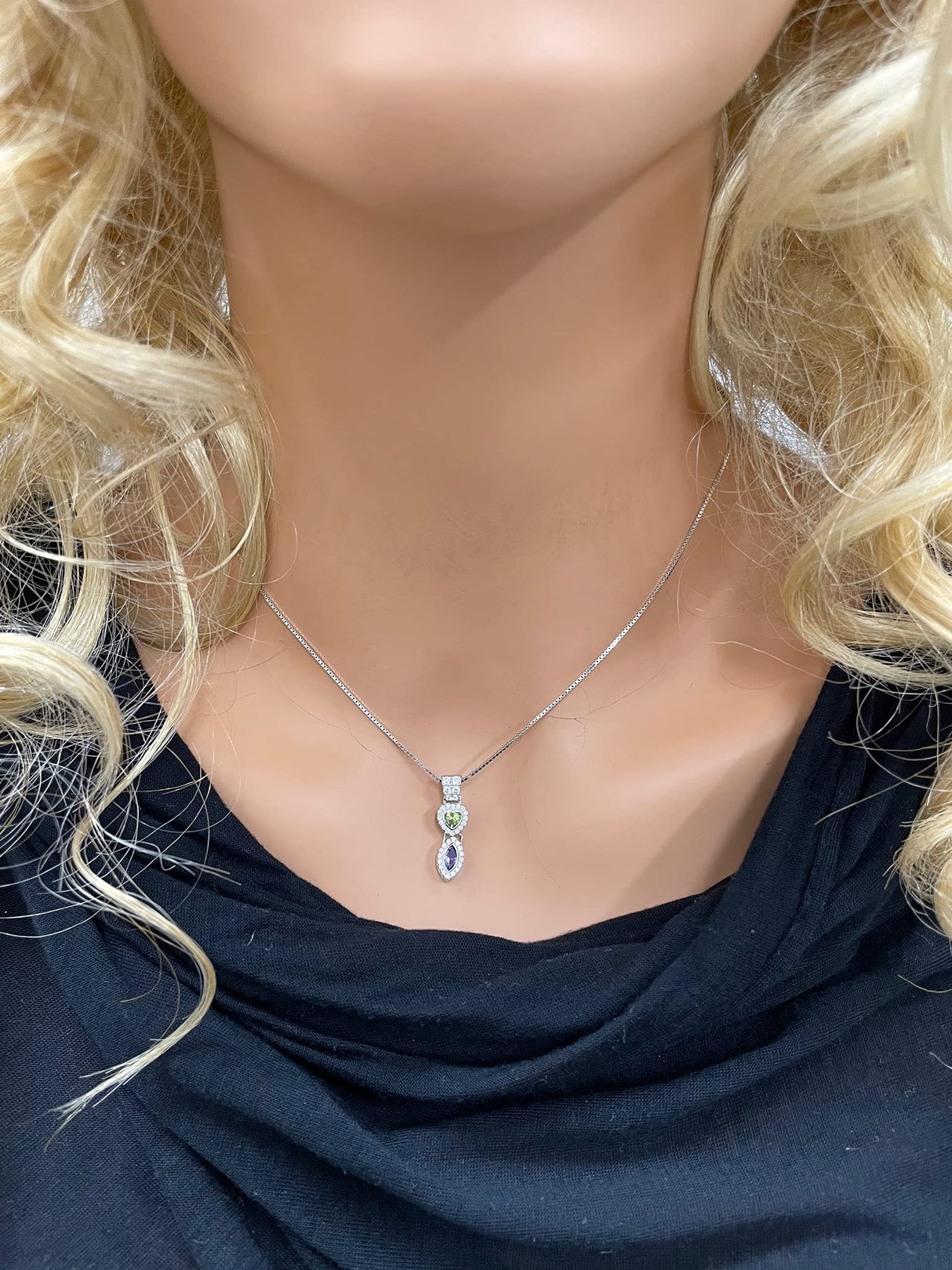 22" adjustable box chain with a personalized pendant