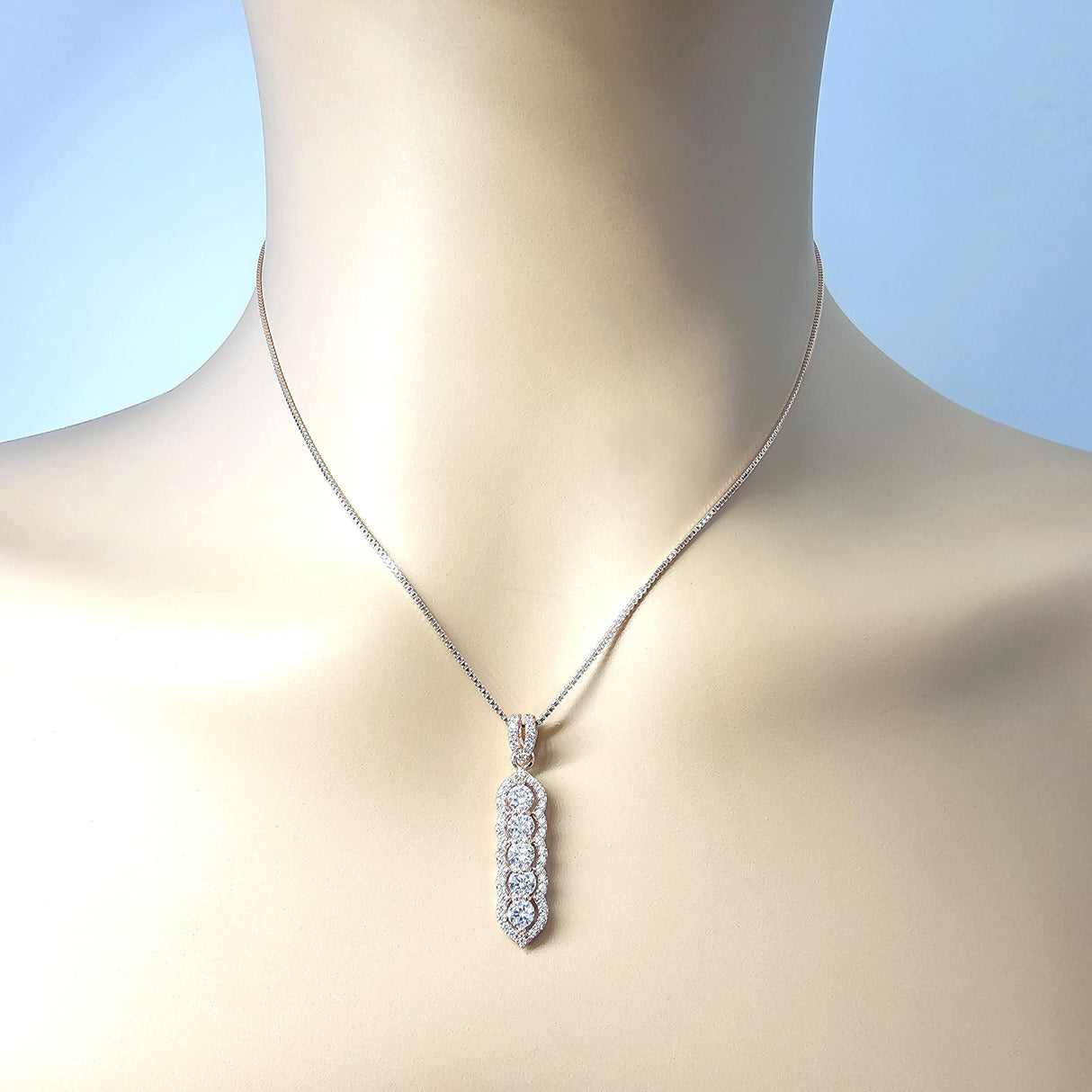 Central Diamond Center Elegant Vertical Tower Pendant Necklace with Sparkling Round Stones – Statement Jewelry for Women – Gift for Anniversary, Birthday, Valentine’s – Fashion Jewelry for Women