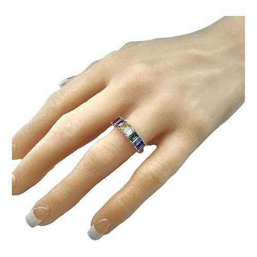 Lucita Mothers Ring with simulated birthstones on hand.