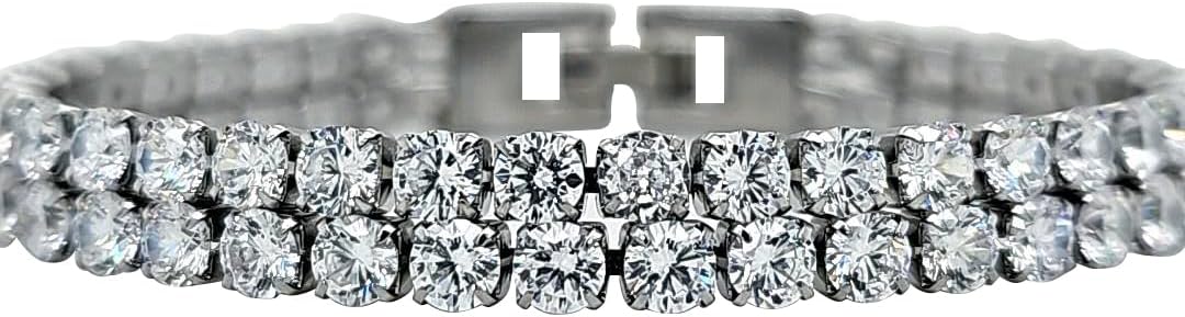 Detailed view of the bracelet's secure box clasp.